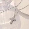 Colgante de Collar Cruzado Microincrustado Transfronterizo para Hombres y Mujeres, Cadena para Clavícula de Lujo Ligero de Gama Alta, Cadena para Suéter de Acero de Titanio, Cadena de Cuello de Nicho
