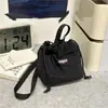 Bolso Bandolera Estilo Japonés Ultraligero y Ligero 2025 Nuevo Unisex para Exteriores Resistente al Agua Bolso Cubo Bolso de Hombro Ultraligero