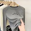 Camiseta de Terciopelo Alemán con Hombro Derecho para Niñas Otoño e Invierno 2025 Nueva Camiseta Básica de Cuello Redondo para Niños Medianos y Grandes, Top de Manga Larga, Prenda Exterior Versátil