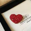 Broche com Acabamento de Luxo, Estilo Nicho e Simples, Alfinete de Roupa, Acessório de Pérola para Terno, Broche
