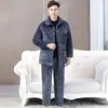 Pijama de Invierno Lobo del Norte Ropa de Casa para Hombre Set Grueso y Cálido con Forro Polar Coral Acolchado de Tres Capas Set de Dos Piezas de Algodón