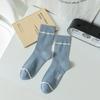 Calcetines verticales para hombre de algodón calcetines de negocios otoño e invierno calcetines de tubo transpirables desodorantes absorbentes del sudor calcetines deportivos estampados en caliente de una barra para hombre