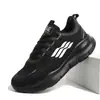 Zapatos deportivos para hombre de malla Flyknit multicolor, zapatillas casuales para correr acolchadas de suela gruesa, zapatos populares para hombre para venta al por mayor transfronteriza