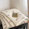 Colcha de Tricô Algodão Estilo Coreano Super Macia com Flores Pequenas para Primavera e Outono 200x230cm Cama de Casal Lavável à Máquina Colcha de Inverno Estilo Fresco e Simples