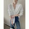 Primavera 2026 Nuevas Blusas de Moda Reductoras Estilo Francés Blanco Cuello en V Encaje Empalmado Camisa de Manga Larga para Mujer