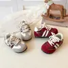 Sapatos Argan para Meninos 2025 Outono Novo Estilo Sapatos Esportivos Versáteis de Solado Macio para Crianças Calçados Casuais Slip-on para Meninas e Crianças de Meia-idade