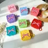 Nova Carteira de Moedas de Silicone Atacado, Carteira de Moedas com Furo de Laço Cor Macaron, Mini Bolsa de Armazenamento Portátil
