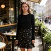 Camada Base Feminina de Inverno Espessa com Gola Redonda Slim Fit Forrada com Fleece, Estilo Europeu e Americano Cinza Quente Roupa Íntima, Novo Top Feminino