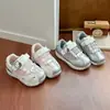 Zapatillas Deportivas Doble Malla para Niños 2026 Nuevo Estilo Primavera/Otoño Niñas Lindas Elegantes Casuales Versátiles Zapatillas de Correr para Niños Medianos/Grandes