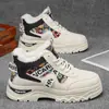 2026 Invierno Nuevo Estilo Felpa Gruesa Aumenta Altura Suela Gruesa Caña Alta Botas Martin Casual Deportivo Moda Versátil de Moda Algodón