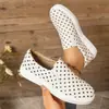 Zapatos Mary Jane Retro de Lunares Estilo Coreano Nuevos Primavera 2026 para Mujer, Tacón Plano, Slip-On Poco Profundos, Suela Suave, Zapatos Versátiles de Abuela