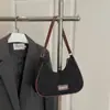 Bolso Cruzado de Media Luna para Mujer de Moda 2026, Bolso de Hombro Portátil de Alta Gama de Lujo Ligero y Moderno de Gran Capacidad