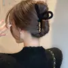 Horquillas para el pelo grandes negras de otoño e invierno para mujer, pinzas para la nuca con forma de tiburón, pinzas para el pelo de alta gama 2022