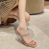 Sandalias de pedrería de una tira para exteriores Sandalias 2025 Primavera y Verano Cristal Francés Stiletto Moda Nicho Transparente Tacones Altos