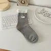 Calcetines de Fábrica para Mujer Estilo Cuatro Estaciones Media Pantorrilla INS Modernos Versátiles Dibujos Animados Japoneses Perrito Lindo Estilo Académico Calcetines Apilados Sueltos