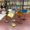Porta-Cartões de Visita em Aço Inoxidável Criativo Colorido Titânio Galvanizado Porta-Mensagens Prato de Número de Assento para Hotel Conferência Suporte de Exibição de Nome