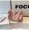 Bolso Tote de Gran Capacidad para Mujer 2024 Nuevo Estilo Coreano Combinable con Todo Bolso de Hombro de Cadena Texturizada Retro Bolso Cruzado