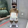Traje de bloque de color estilo coreano para niños Nuevo de verano para niños Estilo occidental Dibujos animados Manga corta Moda Casual Shorts Conjunto de dos piezas