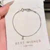 Pulsera de terrones de azúcar con diamantes frescos y brillantes de alto valor, lujo ligero, exquisita, de nicho, fresca y elegante, joyería de alta gama para viajes y fotografía