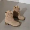Botas modernas para aumentar la altura para personas menudas, otoño e invierno 2026, botines para aumentar la altura, botas de plataforma plisadas Maillard