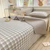 2026 Nuevo Modelo Jacquard tipo Nube Gasa de Doble Capa Acolchado Multifuncional Cubre Cama Pieza Única