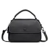 Bolsa Feminina de Couro Bovino de Primeira Camada Pequena Quadrada Nova Moda Versátil Bolsa de Mão Textura Simples Transversal Bolsa Feminina