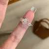 Anillo Suave de Polvo de Fritillaria Flor de Cuatro Hojas Trébol Anillo de Apertura Ajustable Anillo de Flor de Concha de Zirconia Brillante