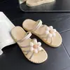 Novos Sapatos Femininos Floridos da Moda Verão Chinelos de Palha Estilo Étnico Sapatos Romanos Chinelos de Praia Sapatos de Uso Duplo Sandálias