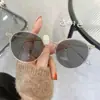 Nuevas Gafas Redondas de Alta Moda con Sensor Inteligente de Luz y Cambio de Color en Color Té Frío, Elegantes y Modernas, Se Pueden Personalizar con Lentes Graduados para Hombres y Mujeres