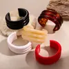 Pulsera Abierta Redonda de Resina Multicapa Transfronteriza Europea y Americana, Pulsera de Lujo Ligero y Gama Alta, Pulsera de Diseño Exagerado y de Moda