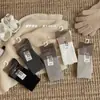 Nuevos Calcetines de Lana Gruesos y Cálidos para Hombre y Mujer Serie de Algodón de Doble Aguja Vertical Estilo Académico Estudiante Cachemir de Tubo Largo