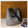 Bolsa Tote Transfronteiriça Outono e Inverno 2026 Nova Nicho Simples e Elegante de Ombro Único para Axila com Textura Estilosa e Fashion