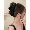 Clipe de garra plissado de malha de grandes dimensões Grampo de cabelo de moda feminina Disco de cabeça traseira Clipe de tubarão Grampo de cabelo Grampo de cabelo Grampo de mola Headwear