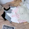 Um Essencial para Protagonistas Femininas de Estilo Coreano! Vem com Bojos Embutidos, Decote V, Alças Abotoadas, Efeito Suave e Emagrecedor, Camisole Extremamente Versátil 3133