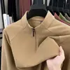 Nueva sudadera de otoño e invierno para hombre con media cremallera y cuello alto, para hombres jóvenes y de mediana edad, hecha de terciopelo alemán con vellón añadido para abrigar, camiseta interior para hombre