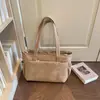 Tejido de nailon ligero y duradero, gran capacidad, nuevo modelo de verano 2026, simple y versátil, bolso de hombro casual elegante