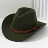 Sombrero Vaquero Occidental de Ala Curva para Hombres y Mujeres, Sombrero con Cinturón de Hebilla Cuadrada de Cuero con Remaches Metálicos, Sombrero de Jazz para Fiesta