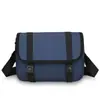 Bolsa de ombro leve estilo urbano, grande capacidade, à prova d'água e resistente ao desgaste, versátil para o dia a dia, bolsa transversal masculina, design simples e estiloso