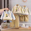 Conjunto de Ropa de Otoño para Niños Elegante 2026 Nuevo Modelo Infantil Niños Primavera y Otoño Suéter Chaleco de Dibujos Animados Conjunto de Tres Piezas Moderno
