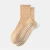 Calcetines de Yoga Antideslizantes para Mujer de Media Pantorrilla con Encaje de Puntos Calcetines Deportivos Profesionales Calcetines para Piso de Pilates Fitness en Interiores
