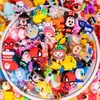Llavero de Dibujos Animados de Moda Muñeca de Goma Suave Estilos Mixtos Colgante para Bolsa de Niños Regalos Pequeños Baratos Venta al por Mayor