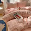2026 Nueva Serie de Juegos de Cama de Gasa Impresa Premium Amigable con la Piel Juego de Cuatro Piezas