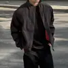 Jaqueta estilo americano com gola alta, à prova de vento e à prova d'água, para homens, novo estilo curto primavera/outono 2026, visual robusto, jaqueta corta-vento para homens