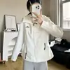 Nueva chaqueta cortavientos con capucha para principios de otoño para mujer, logo de montaña pequeño bordado de moda, corte holgado casual versátil, estilo para parejas