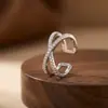 Anel de Diamante em Prata de Lei S925 para Mulheres, Estilo de Luxo Leve de Nicho de Alta Qualidade, Anel de Diamante Exquisito Fashion Simples Versátil Atacado