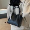 2024 Nova Bolsa Feminina Crossbody Commuter Grande Capacidade Moda All-match Cesta de Vegetais Bolsa de Ombro Balde Popular Bolsa da Moda para Mulheres