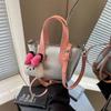Bolsa de Mão Color-Blocking de Verão Pequena para Mulheres 2026 Nova Elegante Versátil Bolsa Transversal para Ir ao Trabalho e Uso Casual Bolsa de Ombro Único Estilo Saco