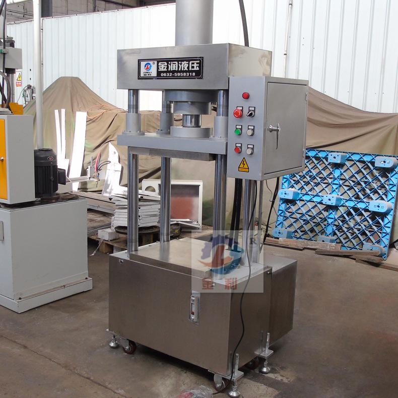 60吨三梁四柱液压机4