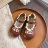 Zapatos de Princesa de Encaje de Moda para Niñas, Zapatos Pequeños de Cuero Florales de Suela Suave, Nuevos Mocasines Versátiles para Niños Verano 2026