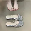Moda Verano 2026 Chanclas Francesas de Tacón Grueso con Lazo Versátiles con Faldas Sandalias de Correa de Punta Cuadrada de Tacón Bajo